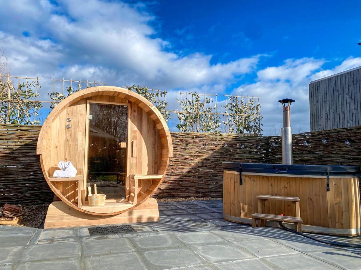Bed & Wellness Klein Knorrestein With Private Hottub And Sauna And Tandembike Rental Included In Price Almere Exterior foto